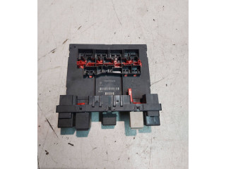 Блок комфорта 3C0937049L, 28022870 Skoda Octavia Mk2 (1Z)