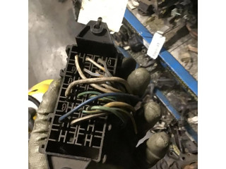   Pojistková skříňka    Suzuki Samurai 1988