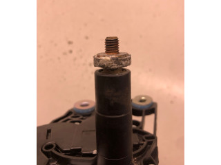 Моторчик заднего дворника 3V9955711, W000099407 Skoda Superb B8 (3V)