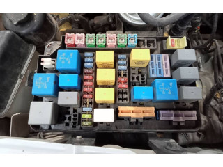 Pojistková skříňka Řídící jednotka BSM Hyundai Terracan 2005