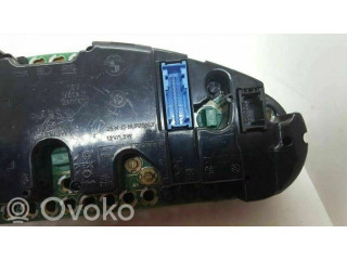 Přístrojová deska BMW 3 E36 1991 110008463107, 8364380