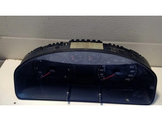 Přístrojová deska Volkswagen Transporter - Caravelle T5 2003 88311346