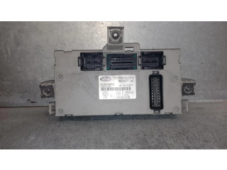 Блок предохранителей 50504852, 501890020000 Alfa Romeo 147