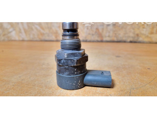 Топливная рампа 0281002481, 11276898 BMW 5 E60 E61