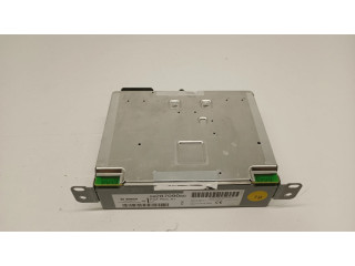 Радио/ проигрыватель CD/DVD / навигация