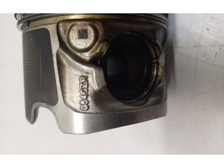 Píst 08402R BMW 5 GT F07