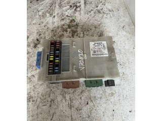 Блок предохранителей 30765624AE, 7G9T14C2256FA Volvo V70