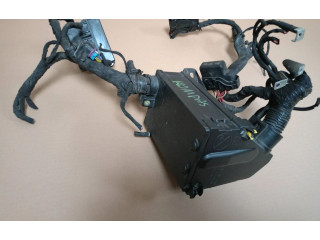 Блок предохранителей Jeep Compass