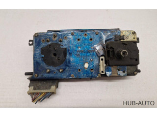 Панель приборов 88481370, Y161207728 Volkswagen Golf I