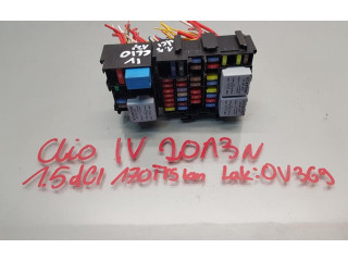 Блок предохранителей  Z240180587R   Renault Clio IV    