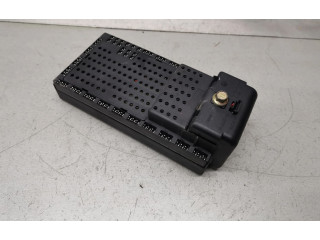 Блок предохранителей 9452773   Volvo S80