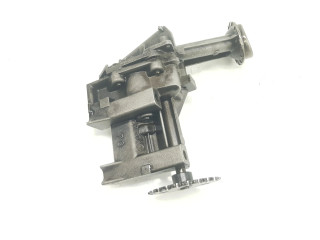 Масляный насос 8200307174, 150109834R Dacia Sandero