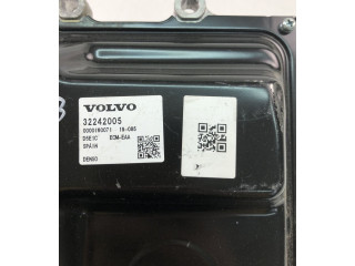 Блок управления двигателя 32242005, UK693 Volvo XC40