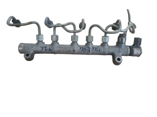 Топливная рампа 31303612   Volvo S60  