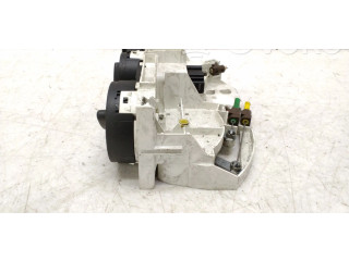 Блок управления климат-контролем 8L0819045A   Audi A3 S3 8L