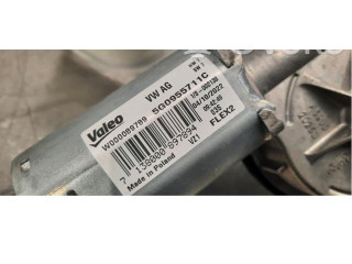 Моторчик заднего дворника 5G0955711C Volkswagen Touran III