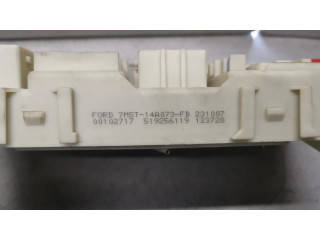Блок предохранителей 7M5T14A073FB   Ford Focus    