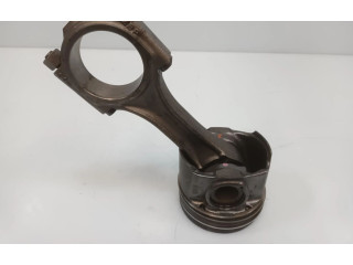 Поршень с шатуном 9812818680 Ford Kuga I