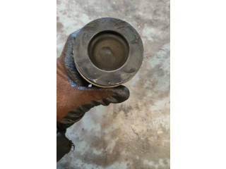  Поршень с шатуном    Nissan X-Trail T32  