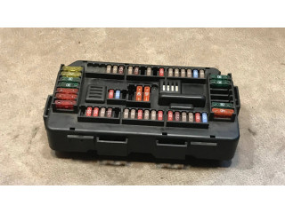 Блок предохранителей 922487903   BMW 1 F20 F21    