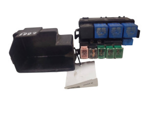 Pojistková skříňka 914902E000 KIA Carens II 2008