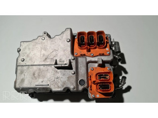 Преобразователь напряжения