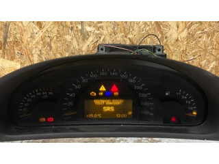 Přístrojová deska Mercedes-Benz C W203 2000 A2035400711, 110008896011