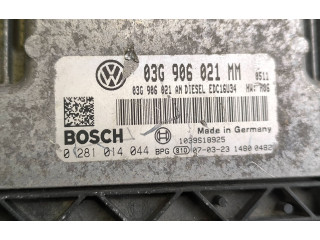 Блок управления двигателя 03G906021MM, 0281014044   Volkswagen Cross Touran I