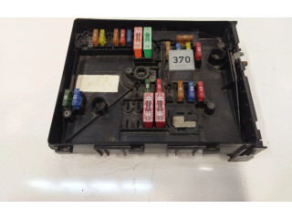 Pojistková skříňka 1K0937125C Volkswagen Golf VI 2004