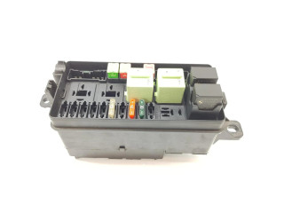Блок предохранителей 9240945, 61149240945 Mini Cooper Countryman R60