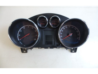 Панель приборов 13346172, 13328574   Opel Meriva B       