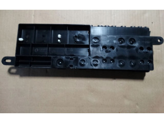 Блок предохранителей 318986023XJX351 Jaguar XJ X351