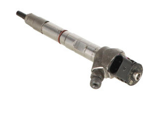 Форсунка 05L130277S Audi Q3 F3