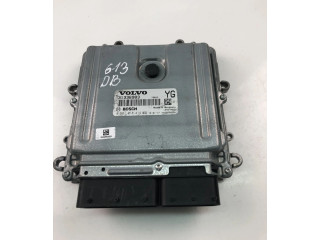 Блок управления двигателем Блок управления 31336983, 0281018414   Volvo V70