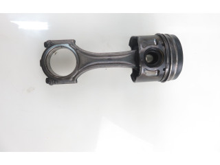 Поршень с шатуном 4HN Mitsubishi Outlander