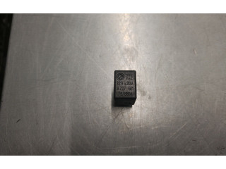 Блок предохранителей 7676504 Alfa Romeo Spider 916