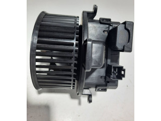 Вентилятор печки    4M1820021C   Audi Q5 SQ5