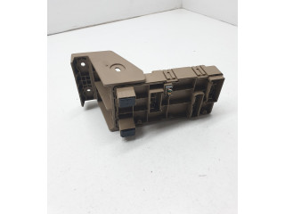 Блок предохранителей  82201FG000   Subaru Forester SH    