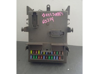 Pojistková skříňka 8200004201E, 8200283817A Renault Vel Satis 2003