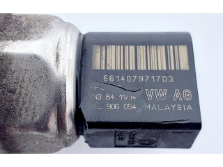 Топливная рампа 04L089B Skoda Octavia Mk3 (5E)