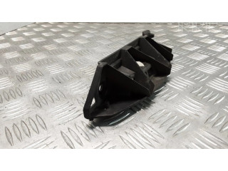 Задний держатель бампера