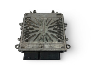 Блок управления двигателем Блок управления P31303388, 0281015286   Volvo S60