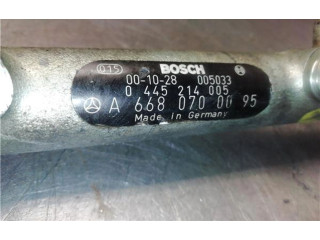 Топливная рампа 0445214005, A6680700095   Mercedes-Benz A W168   для двигателя OM668.940