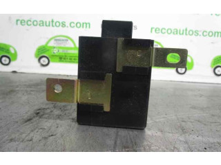 Pojistková skříňka MB886391 Mitsubishi Montero 1992