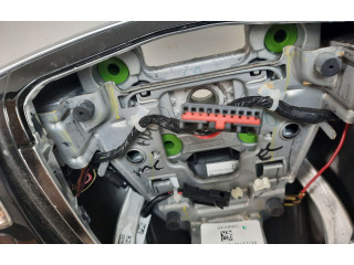 Volant Cadillac Escalade IV 2018 84310985