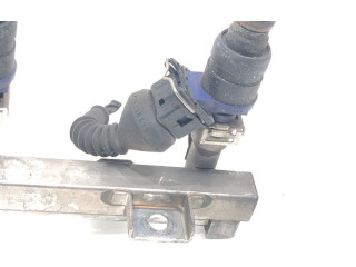 Топливная рампа 078133681   Audi A6 S6 C5 4B  