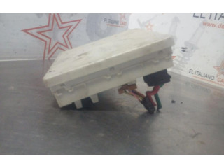 Pojistková skříňka 284B7AX62A Nissan Note (E11)