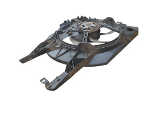 Вентилятор радиатора     1831248, 8200151871    Renault Trafic II (X83) 