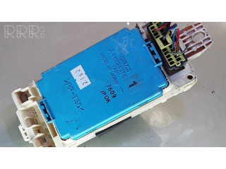 Pojistková skříňka MR24316, FC257EJMR252921 Mitsubishi Galant 2000