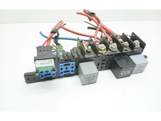 Блок предохранителей 8L0941822 Audi A3 S3 8L